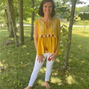 Altar’d State Sleeveless Blouse Size Small